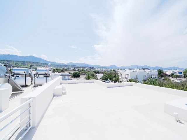 Captivating 1 Bedroom Apartment Penthouse with roof terrace, Esentepe