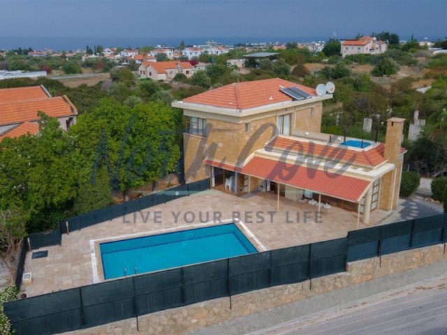 Villa Zu verkaufen in Karşıyaka, Kyrenia