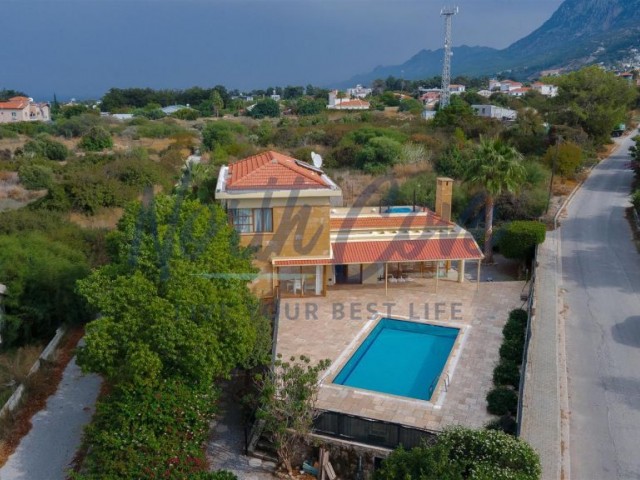 Villa Zu verkaufen in Karşıyaka, Kyrenia