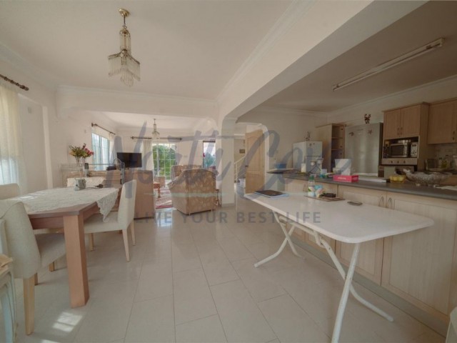 Prime Location 3 Bedroom Villa