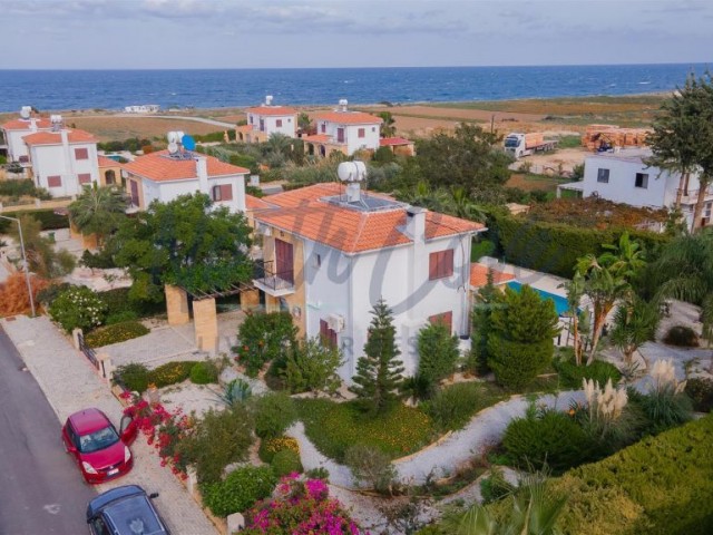 Well-loved 3-bedroom Villa With A Mediterranean Charm