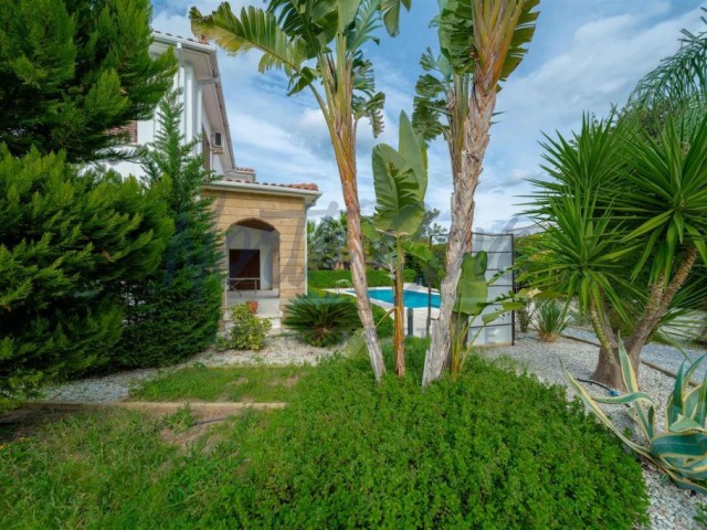 Well-loved 3-bedroom Villa With A Mediterranean Charm