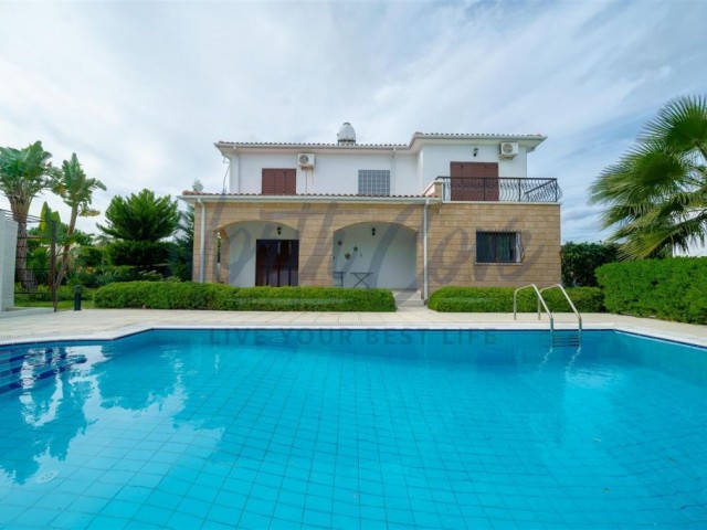 Well-loved 3-bedroom Villa With A Mediterranean Charm