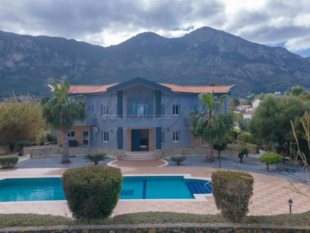 Villa Zu verkaufen in Lapta, Kyrenia