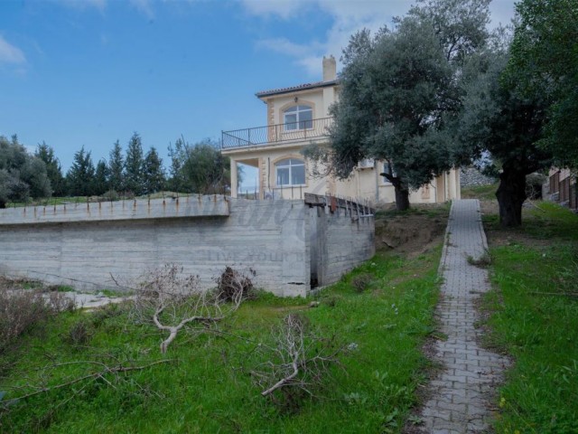 Villa Zu verkaufen in Arapköy, Kyrenia