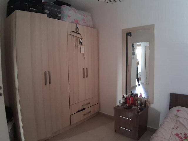 2+1 Wohnung zu verkaufen in Kyrenia KOCAK TAN Kashgar mevk 58 tausend stg ** 