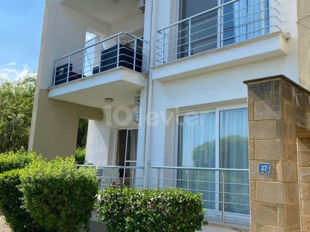 Girne Alsancakta Havuzlu sitede 3+1, full eşyalı, 500 stg kiracısı ile birlikte.