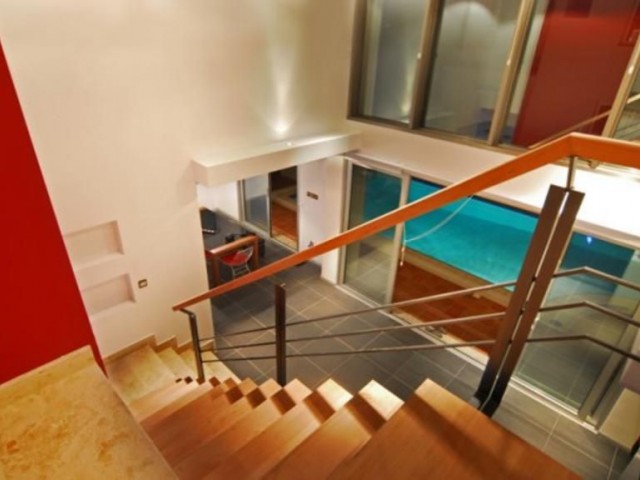 3 bedroom villa full,Zeytinlik Kyrenia,privet pool & garden  will be free by 24tg November)