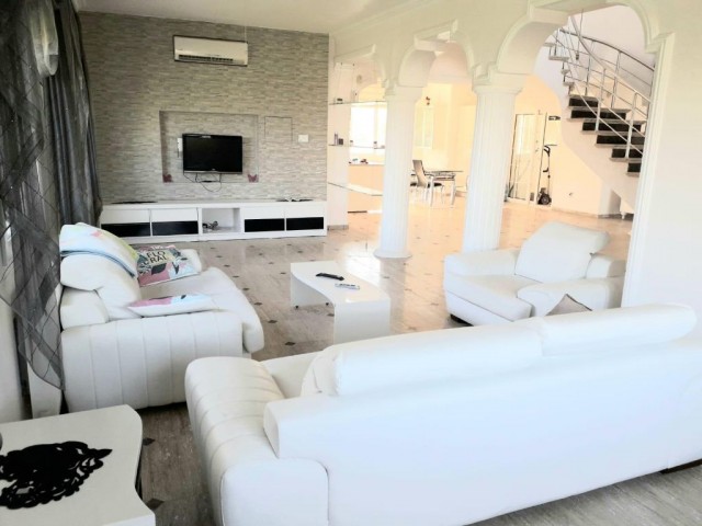 Villa For Sale in Alsancak, Kyrenia