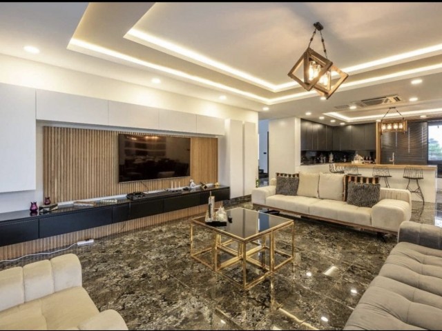 Die neue villa in Kyrenia Karaoglanoglu ist auch Ultralux, die Urkunde ist fertig, die Urkunde ist g