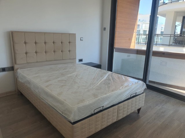 Girne FEO 2+1(fashion) 700 GBP, kiralık  lüks daire (2 deposit 1 kira 1 komisyon) AİDAT FİYATA DAHİL.havuz ve deniz manzaralı