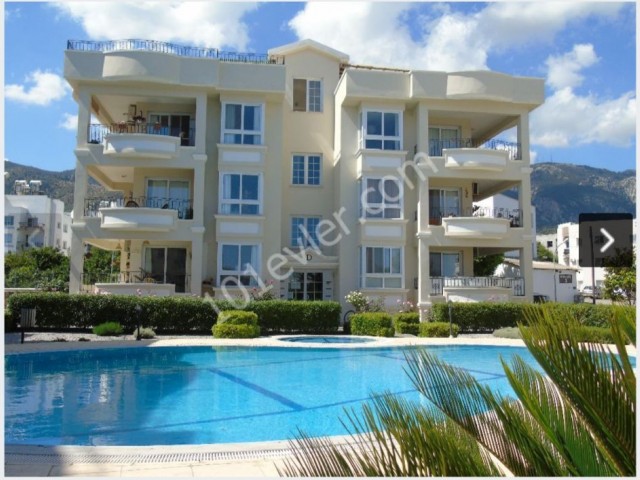 3+1 fully furnished, fully air-conditioned flat in Hacıali Sitesi (pool, parking and security availa