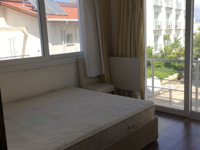 Flat To Rent in Girne Merkez, Kyrenia