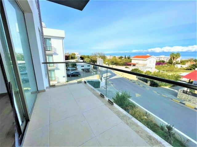  Lapta,Girne.Walk distance to beach also to main street.Ready to move in.