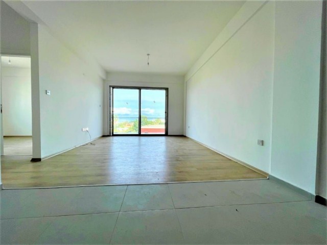  Lapta,Girne.Walk distance to beach also to main street.Ready to move in.