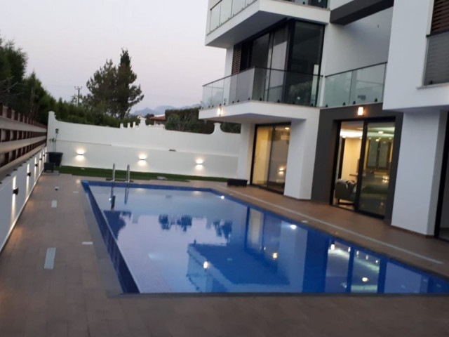 6 bedroom villa with pool 6x20meter,cinema, turkish bath,sauna ect