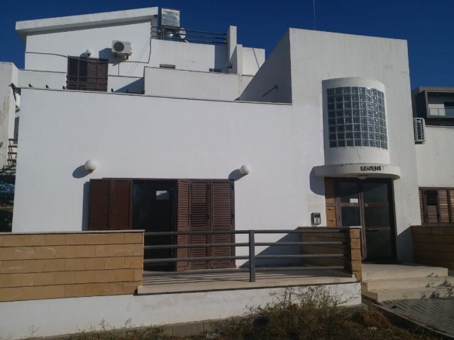 Office For Sale in Aşağı Girne, Kyrenia