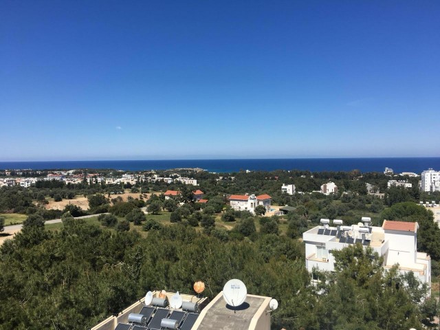 Girne Feo Akacan bölgesi dublex 190 m2 penthouse. 8 ve 9. uncu katlar.