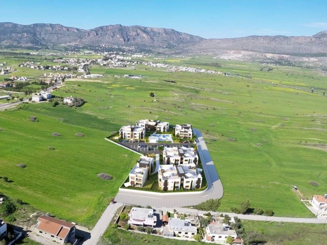 Kyrenia Im Hals...Geräumige Apartments mit Garten oder Terrasse 100 Meter von der alten Gehrung Straße..fertig fertig ** 