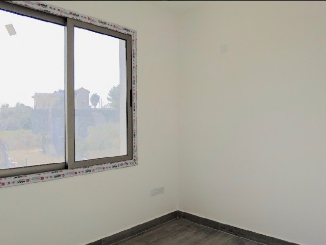 On the Bosphorus in Girne...100 meters from the old Gönyeli Bosphorus road, large flats with garden or terrace are ready..Fully furnished, taxes paid.