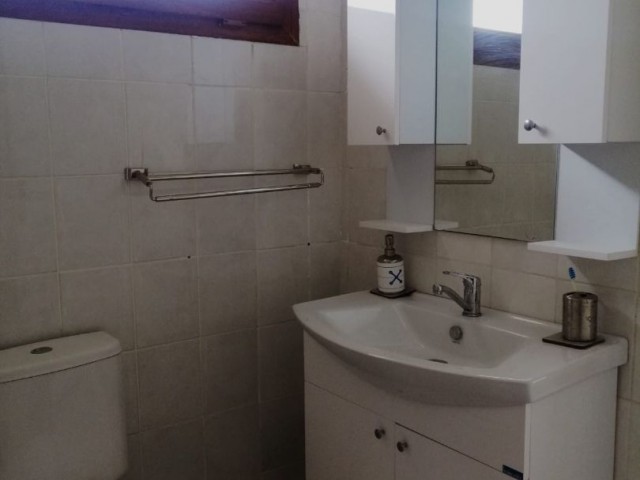 Girne Esentepe günlük kiralık villa, özel havuzlu( tek gün ve organizasyonlarda  insan sayısına göre  fiyat değişir)