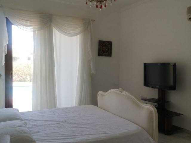 Dayly rent  villa in Esentepe, price can be change for paties and people amount.