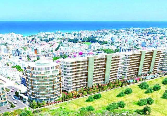 Girne Havuzlu güvenlikli sitede dağ deniz havuz manzaralı yüksek kat full eşyalı