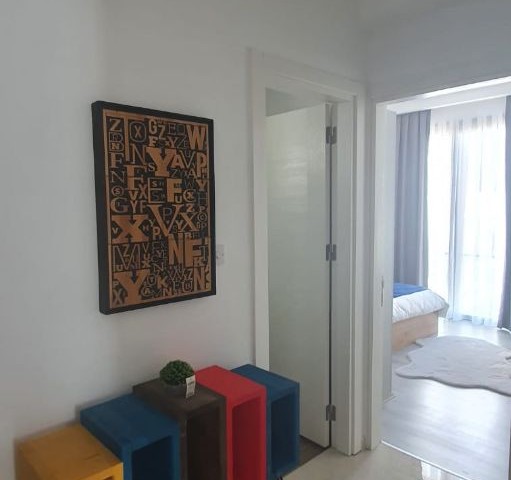 Girne Zeytinlik 3 min to drive center,91 m2 flats with a communal pool .