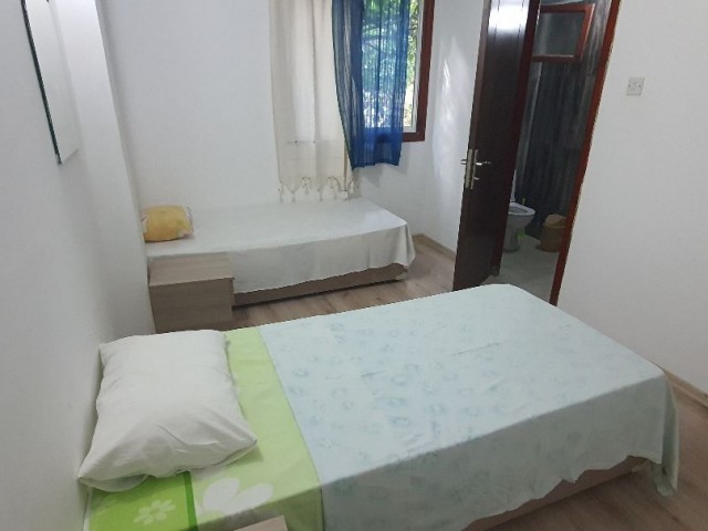 Öğrenci Evi,2  veya 3 kişilik oda, elektrik,su,internet BEDAVA Girne merkez ...deposit YOK