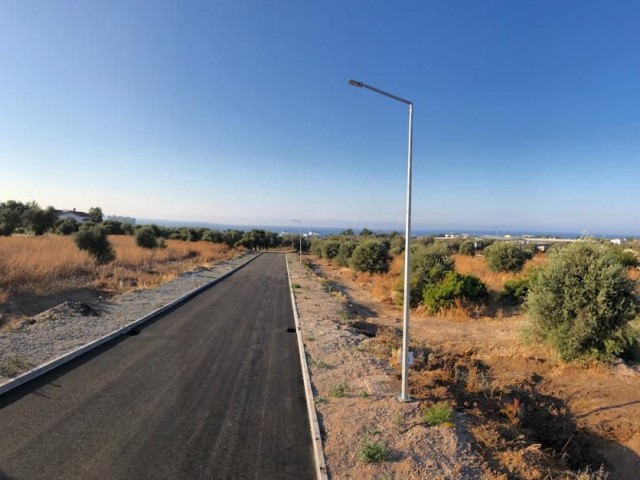 Equivalent and Turkish title deed lands in a perfect location in Ozanköy, Girne, with all infrastructure ready. piece of land ** 