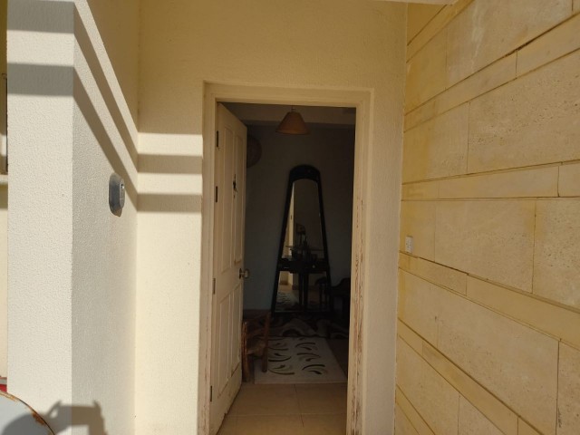 Garden floor 3+1 Wohnung auf Esentepe Turtle Bay Website in Kyrenia.Gleichwertige Urkunde. ** 