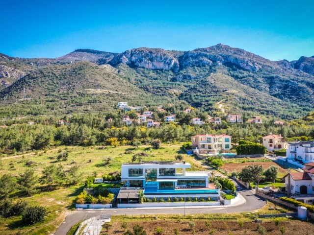 Girne Çatalköy Luxery disingned 4 bedroom villa with pool and great sea& mauntain view.All tax has been payed. Privet land with 1338m2.