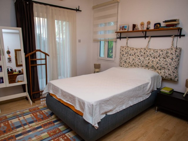 Kyrenia Cratos Hotel region 3 + 1 Villa with basin and garden, fully furnished... ** 