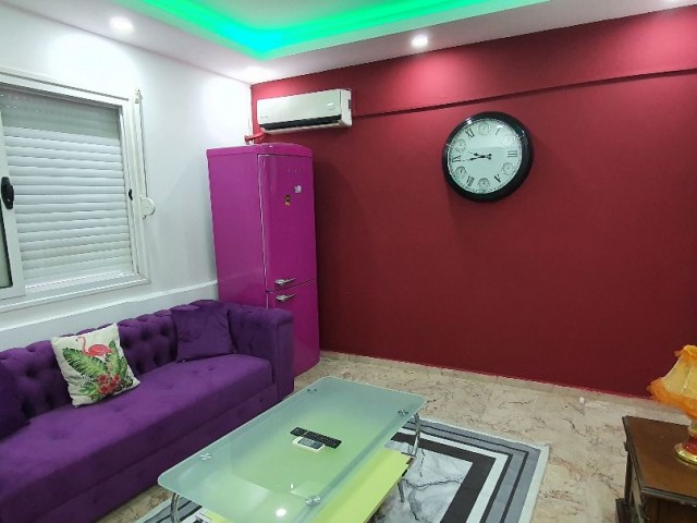 Afrucan students wellcome. 1 bedroom luxery  flat for rent ,   furnished .1 rent 1 comision and 1 de