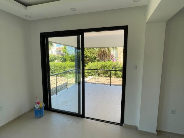 Kyrenia Merit Hotels zone 4 + 1 is a villa for sale with a private garden of 600 m2, which can be 5 + 1 if desired.All taxes have been paid. ** will be fully furnished.