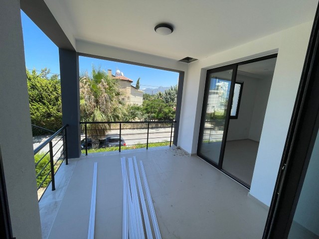 Kyrenia Merit Hotels zone 4 + 1 is a villa for sale with a private garden of 600 m2, which can be 5 + 1 if desired.All taxes have been paid. ** will be fully furnished.