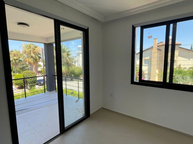 Kyrenia Merit Hotels zone 4 + 1 is a villa for sale with a private garden of 600 m2, which can be 5 + 1 if desired.All taxes have been paid. ** will be fully furnished.