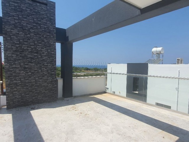 Kyrenia Shamada (ehemals Coronado beach) villa mit VRF-System(650m2) mit Garten mit Pool ganz in der Nähe des Strandes...asifir... ** 