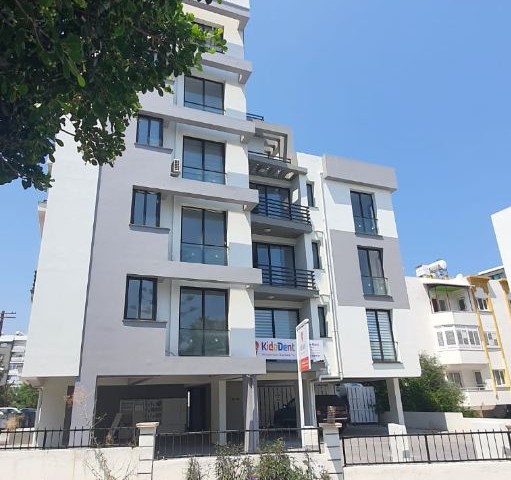 Kyrenia Ezic Lavas Haus, 85m2 Balkon, 2 + 1 Büro mit gewerblicher Genehmigung (auch Penthouse 130.00