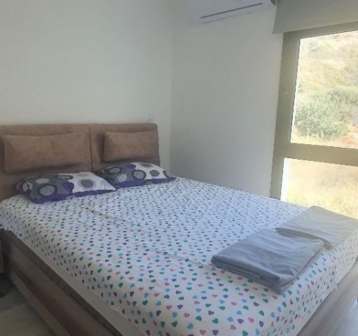 Girne Bellapais ESK  yanıbaşı 2+1 Penthouse, full eşyalı.( en az 6 ay kiralanmalı) 