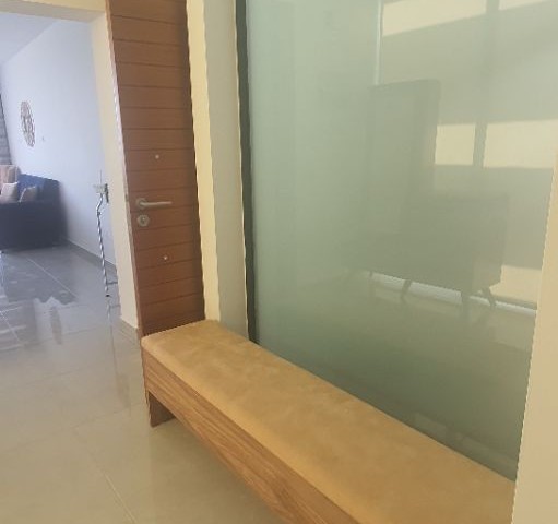 Girne Bellapais ESK  yanıbaşı 2+1 Penthouse, full eşyalı.( en az 6 ay kiralanmalı) 