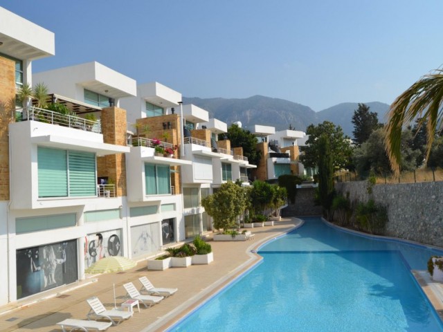 Luxery disingne 3 bedroom flat ...Doğanköy Water garden with pool....( vat not payed) furnished..