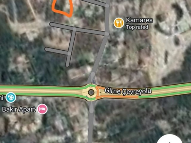 Girne Edremit Çemberi ( yol altı 1200m2 arsa ...Eşdeğer tapu.