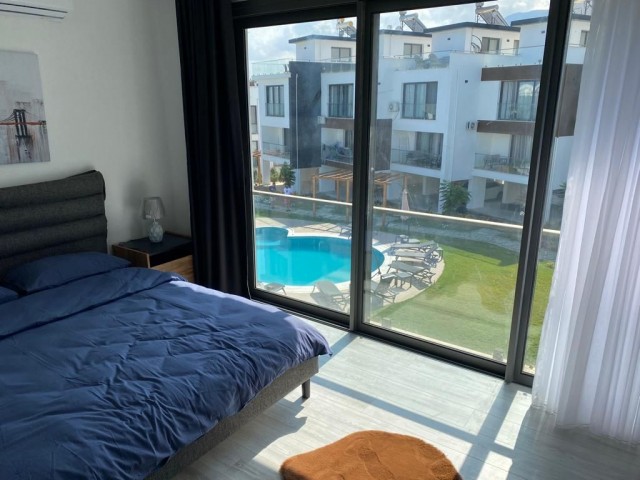 Kyrenia Ship In Hotel (10 min walk to Passuci Gloria Jeans) 3+1 villa for daily rent. On the site with pool. Zero building and furniture( min 2 days)