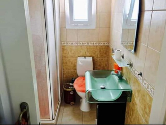 Flat To Rent in Aşağı Girne, Kyrenia