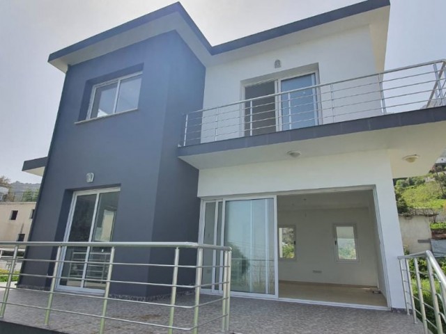 NEUE 3+1 VILLA ZUM VERKAUF IN KYRENIA/LAPTA