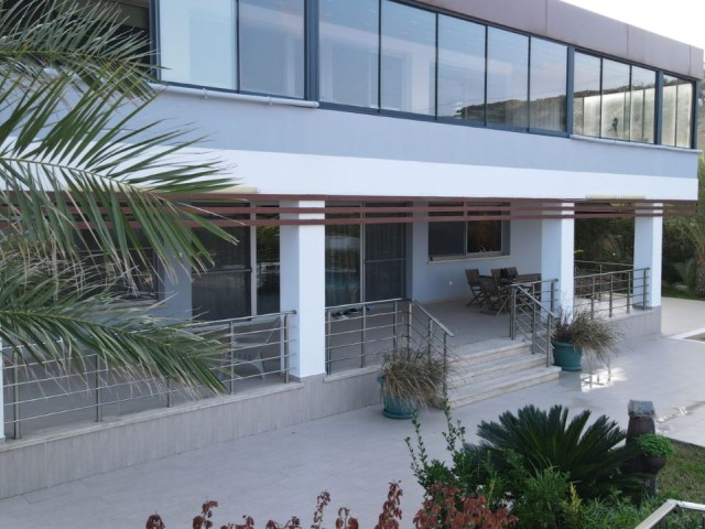 Kyrenia Alagadi, 5+1 seafront, detached, unique villa with equivalent title deed.