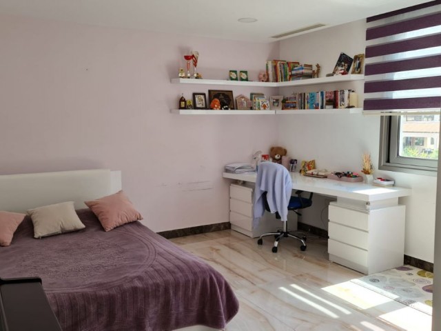 Kyrenia Alagadi, 5+1 Strandpromenade, freistehende, einzigartige Villa mit gleichwertiger Eigentumsurkunde.