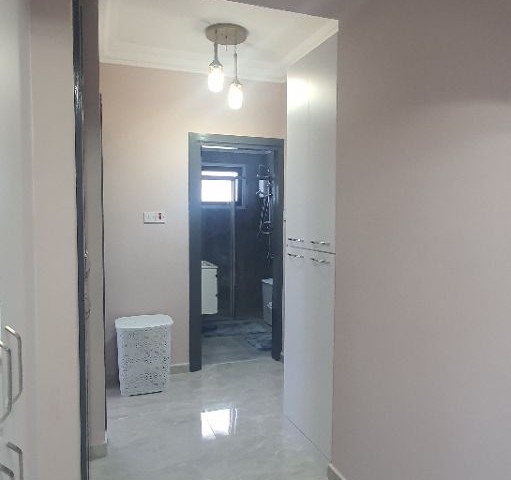 Girne Karakumda 4+1 Havuzlu bahçeli müstakil sıfır ayarında villa..