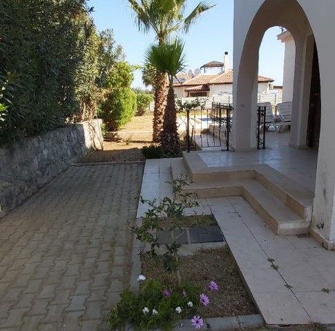 3+1 detached villa with garden and pool in Kyrenia Lapta Hotels region. For Rent (2 deposit 1 rent 1 commission, 10% annual down payment)